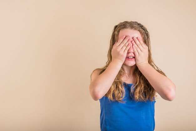 Причины чесания глаз у ребенка